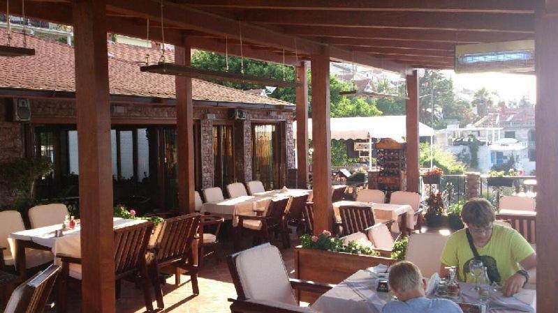 Hotel Anderba Krasici Exterior photo