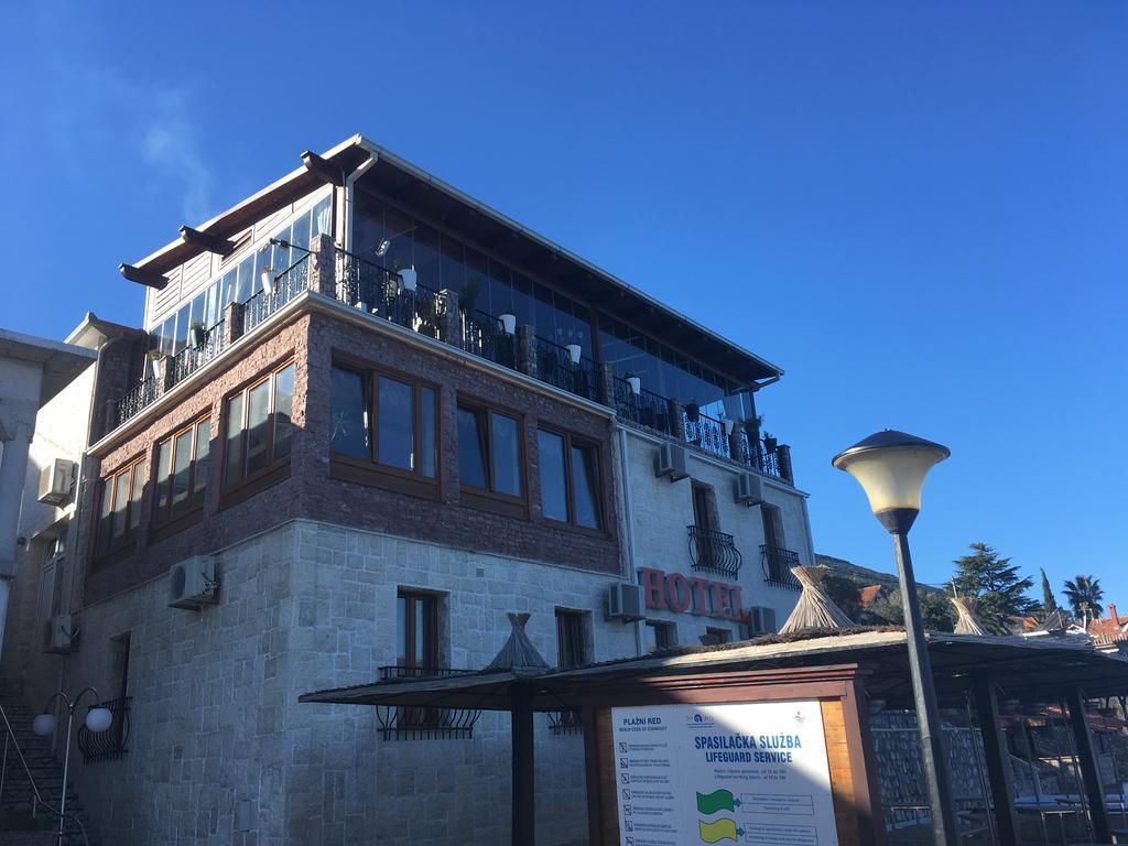 Hotel Anderba Krasici Exterior photo