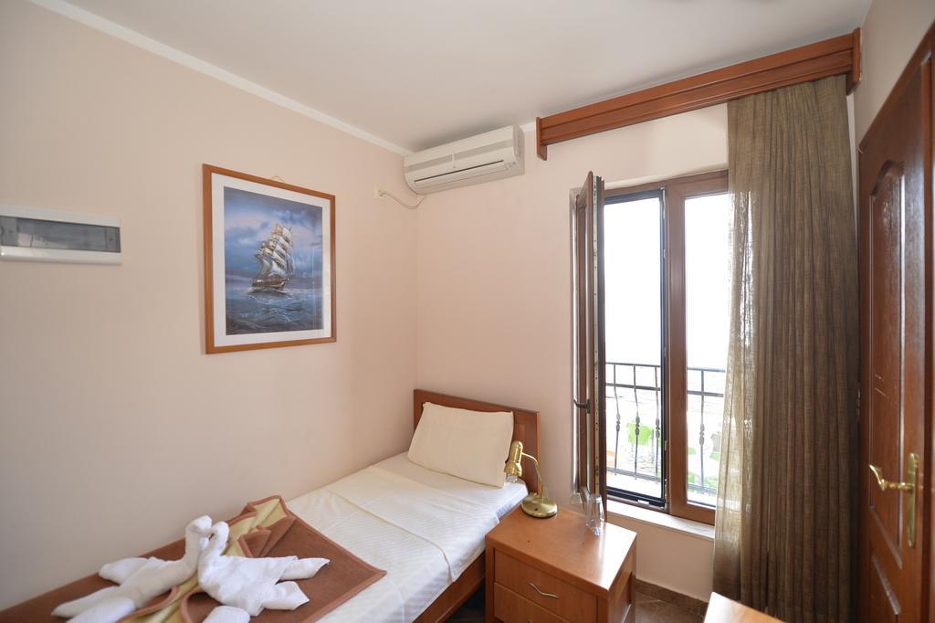 Hotel Anderba Krasici Exterior photo